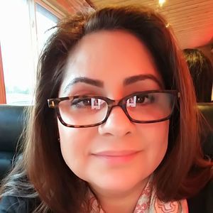 Meet your Posher, Sonia